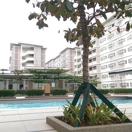 Trees Residences